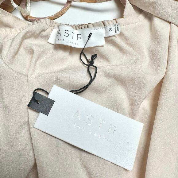 ASTR The Label | Women | Marcela Floral Halter Neck Backless Wrap Dress | Medium - Picture 7 of 10